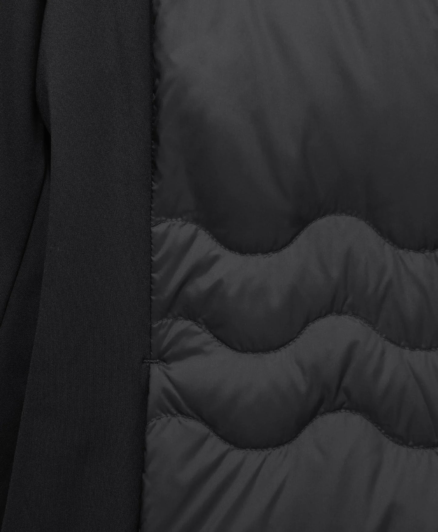 Variegated quilting channels